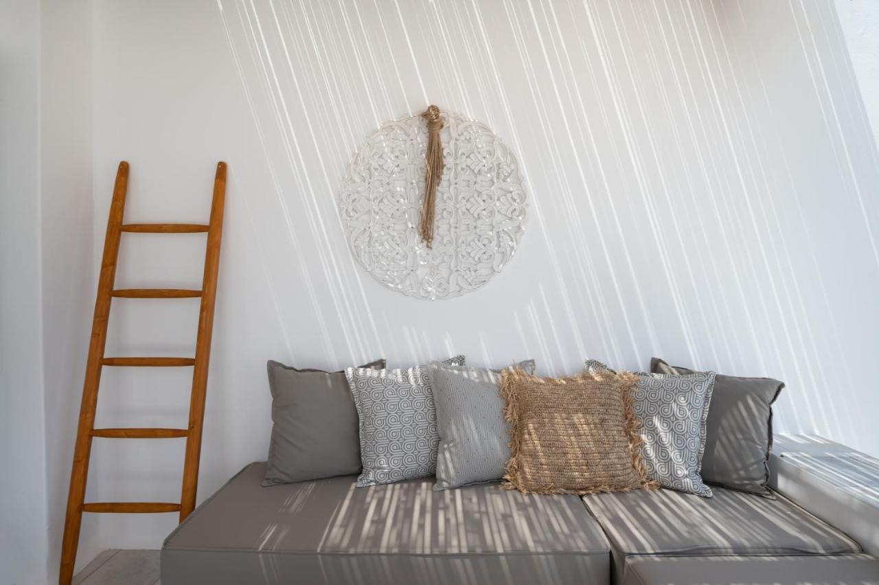 Kosmitis Suites & Villas ناوسا المظهر الخارجي الصورة